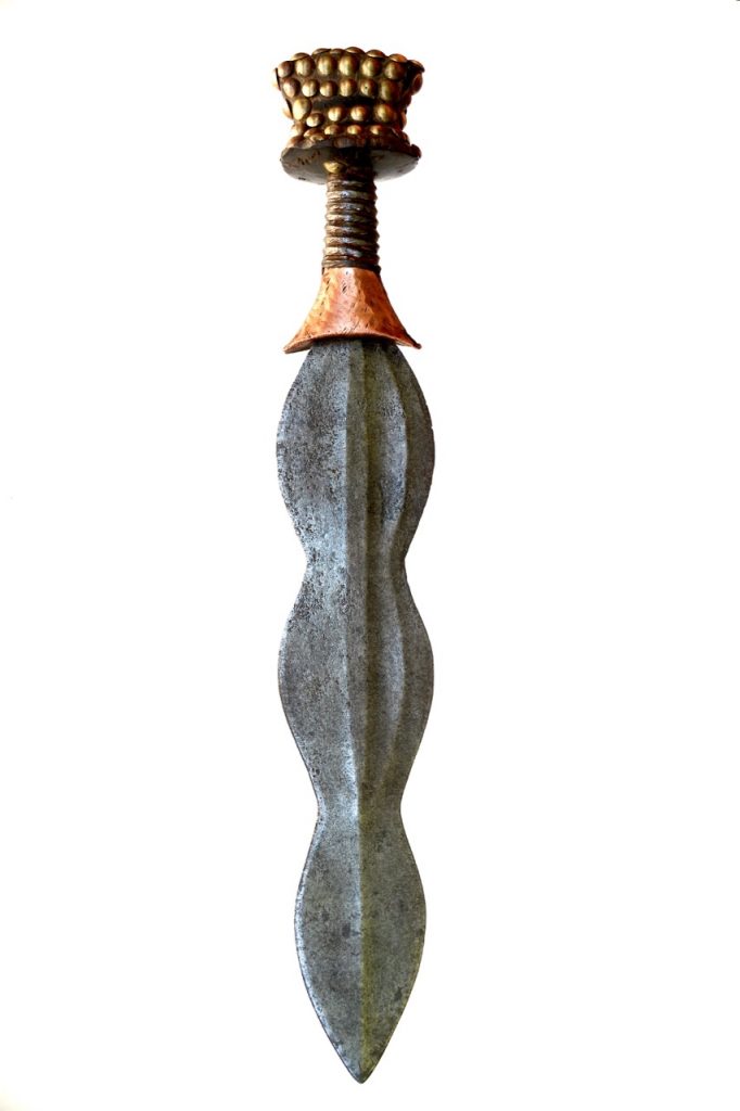 Épée courte de l'ethnie Saka Kundu, RDC