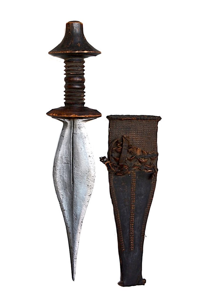 Épée courte Igbo Afikpo, du Nigéria, Cameroun, Gabon, Guinée Équatorial.