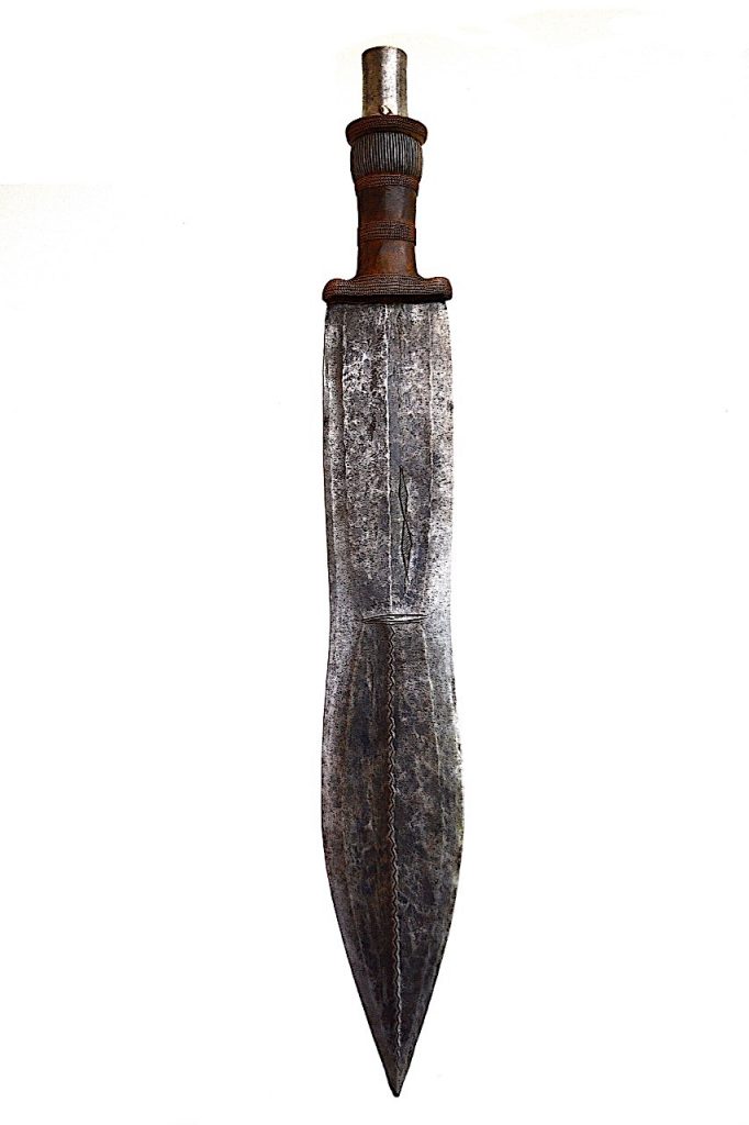 Angola, épée courte Tchokwé, influence Lunda. R.D.C