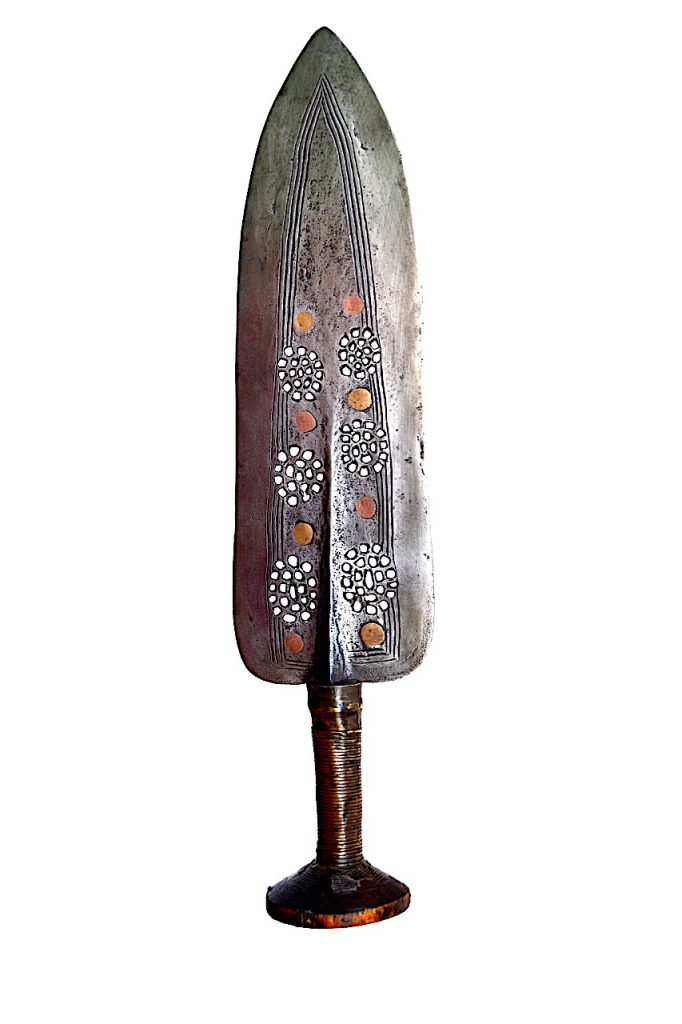 Mbyélé, épée courte de roi téké. Ex Zaïre, R.D.C, République du Congo, République Centrafricaine.