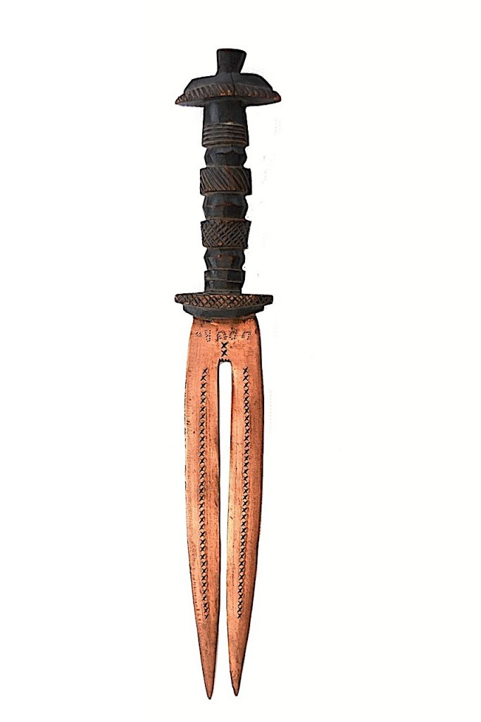 Couteau double lame Igbo du Nigéria 1900_1920.