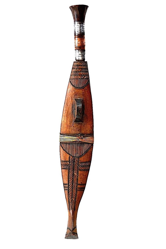 Couteau asymétrique de l'ethnie Lendu, République Démocratique du Congo 1910.