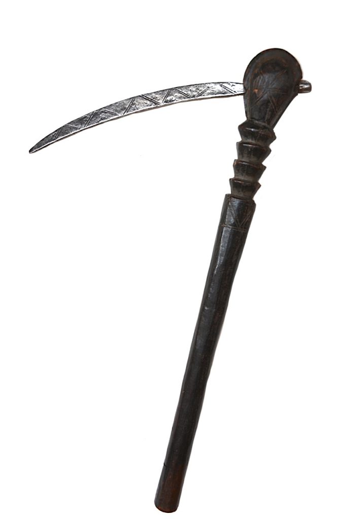 Belle herminette de Haute Volta, Burkina Faso de l'ethnie Mossi.