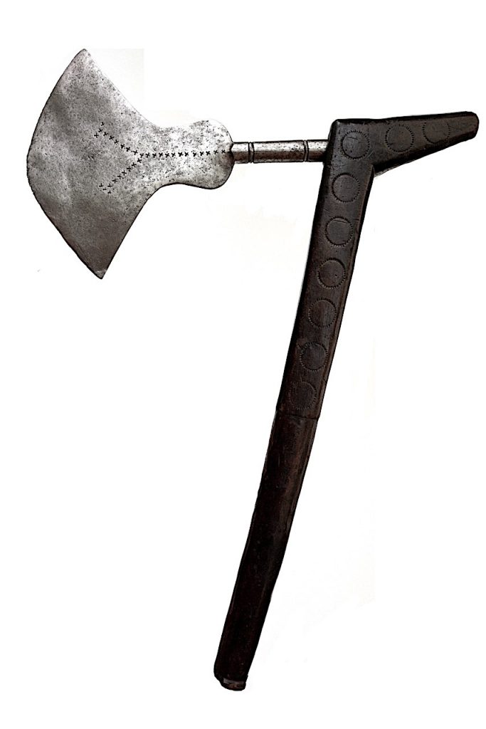 Hache cérémonielle ethnie Luvale, Lwena d'Angola