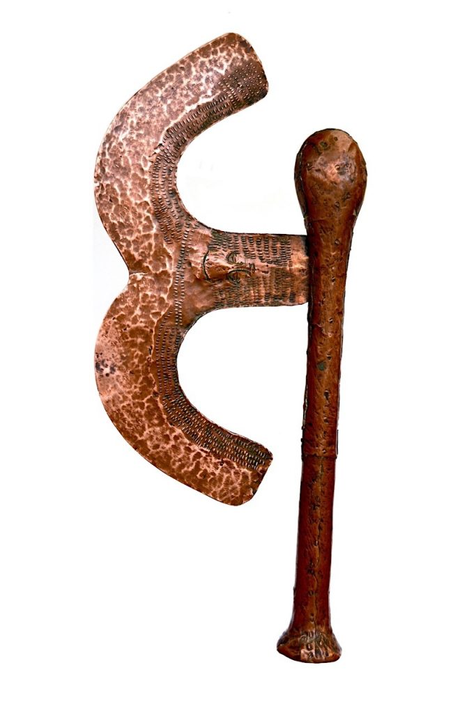 Hache kilonda en cuivre , Songyé Nsapo de la République Démocratique du Congo